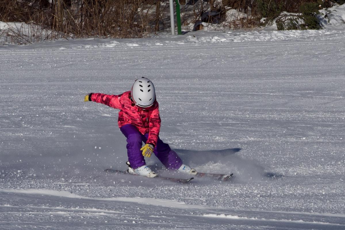 Child Skiing 